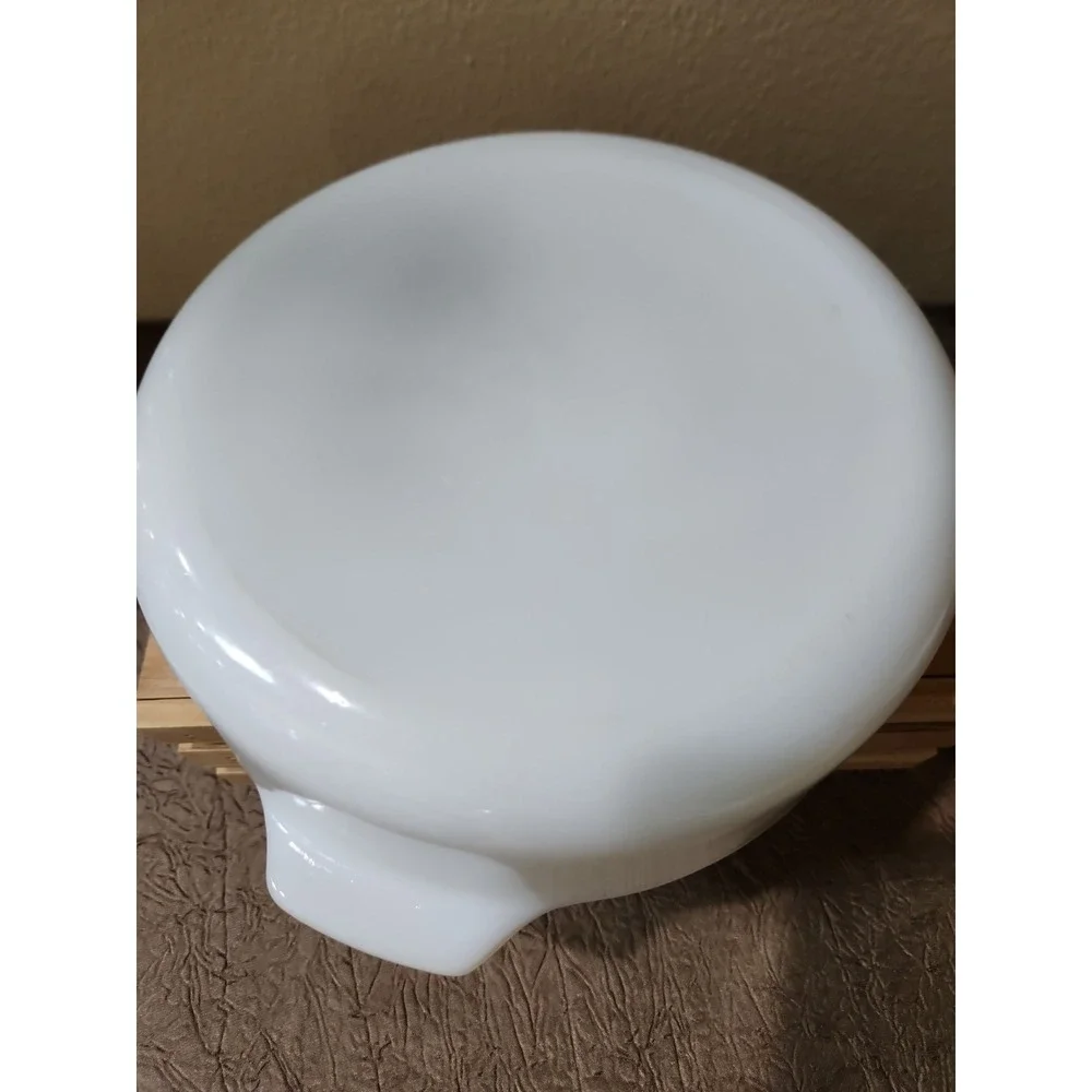 Dynaware Pyr O Rey 8 ½ Inch Milk Glass Casserole Dish With Floral Pattern No Lid